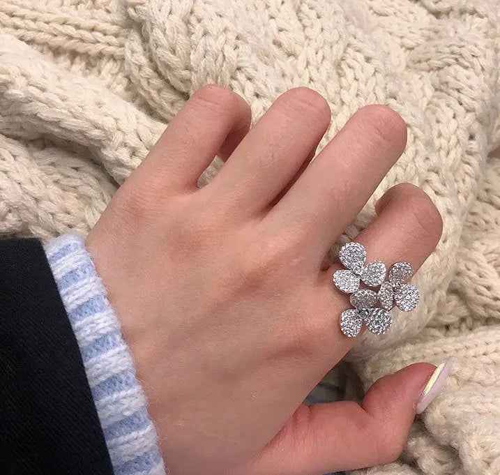 Clover Female Opening Sweet Instafamous All-match Ring - Adjustable - electronic accessories