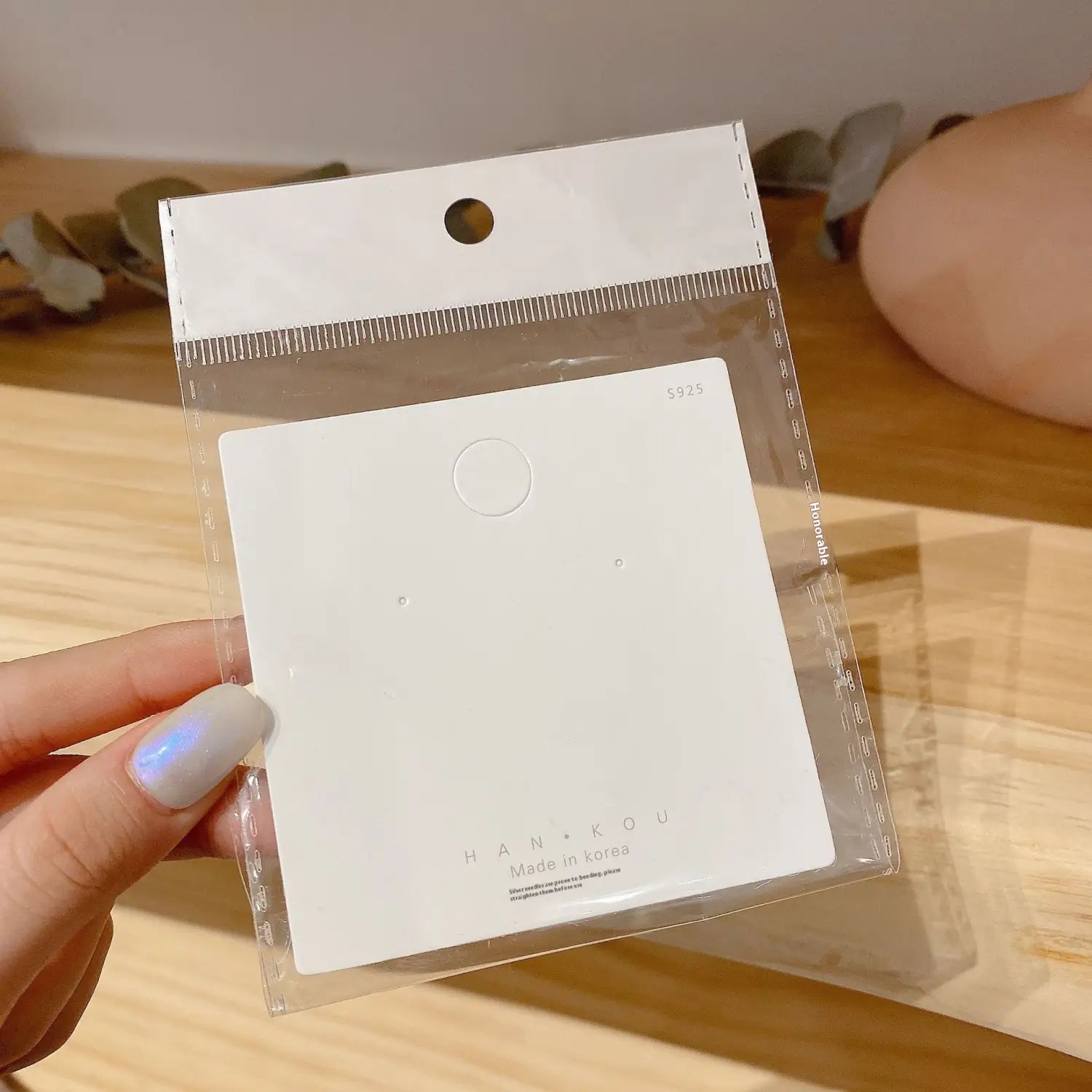 Diamond Micro-inlaid Female Ear Rings