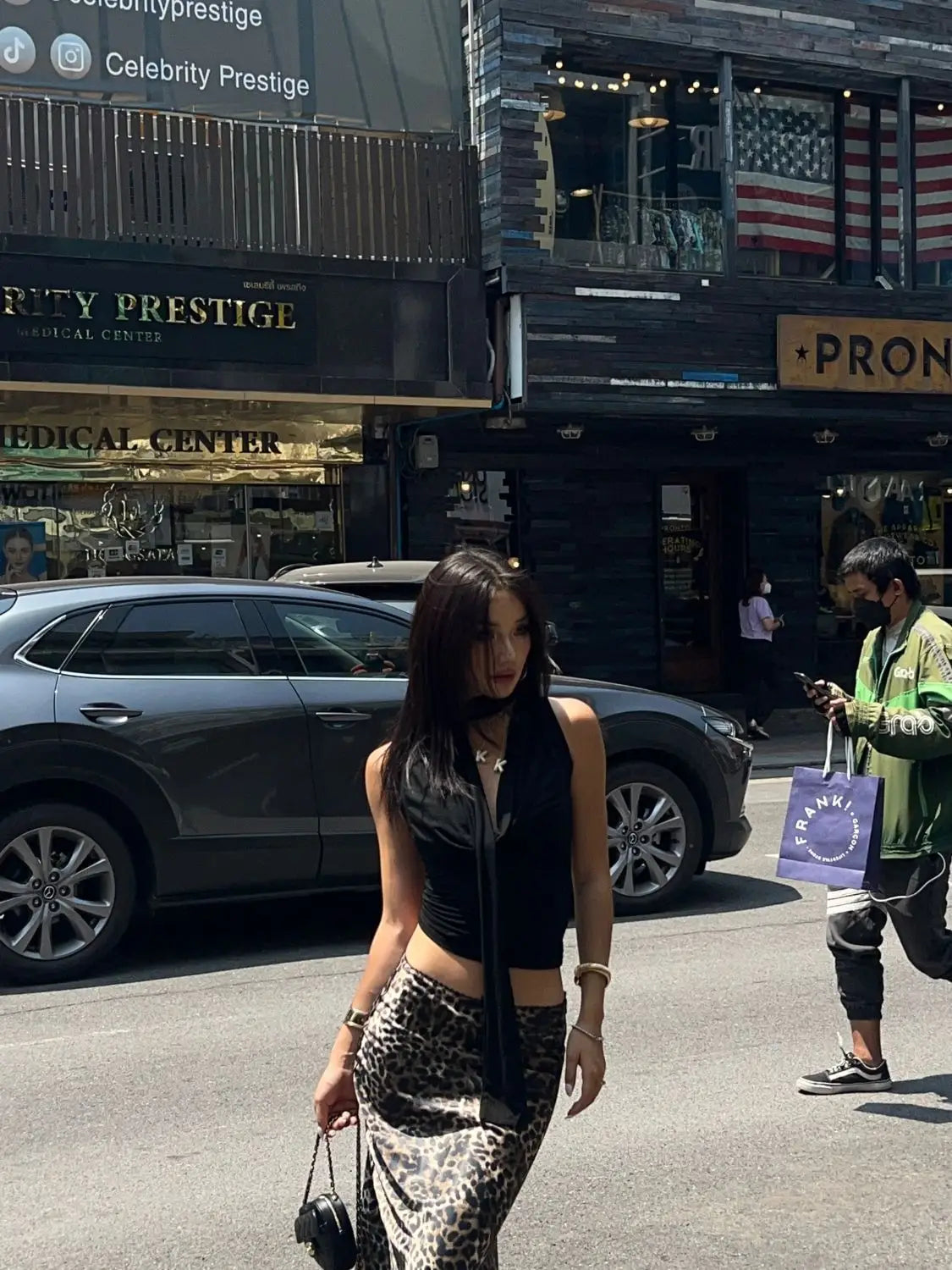 Slim Fit Slimming Swing Collar Design Blouse