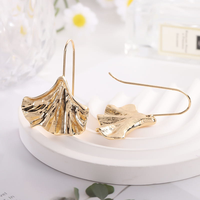 Exaggerated Ginkgo Leaf Golden Metal Alloy Earrings