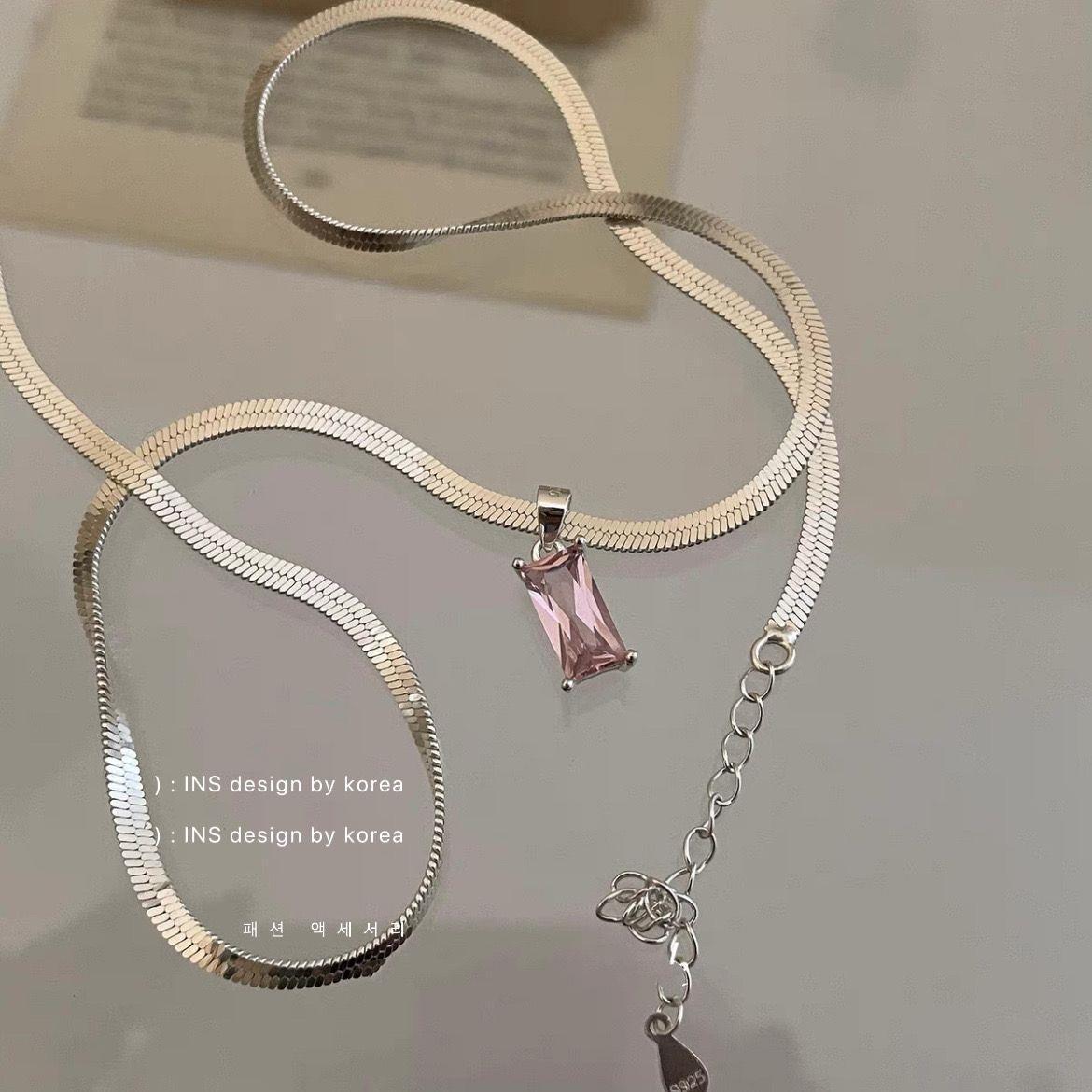 Ins Girl Special-interest Design Color Rhinestone Snake Bones Chain - Norellé