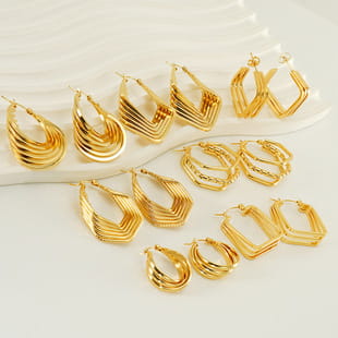 Titanium Steel Round Twist Stud Earrings