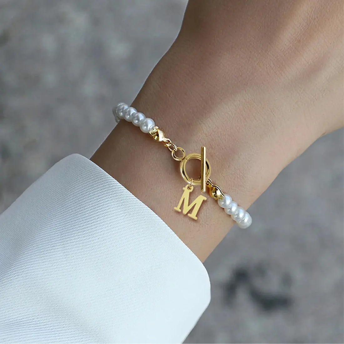 Retro Minimalist Style Pearl 26 Letter Bracelet For Women - Norellé