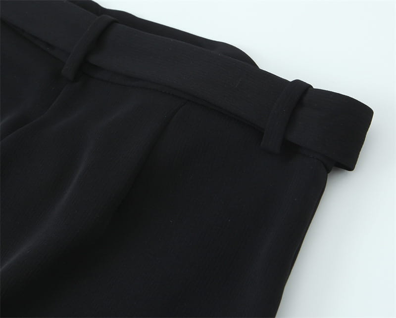 With Belt Pleated Casual Shorts