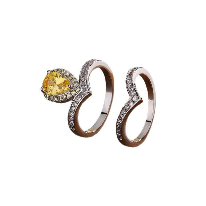 Ring Full Diamond V Word Fashion Fully-inlaid Yellow Diamond - Norellé