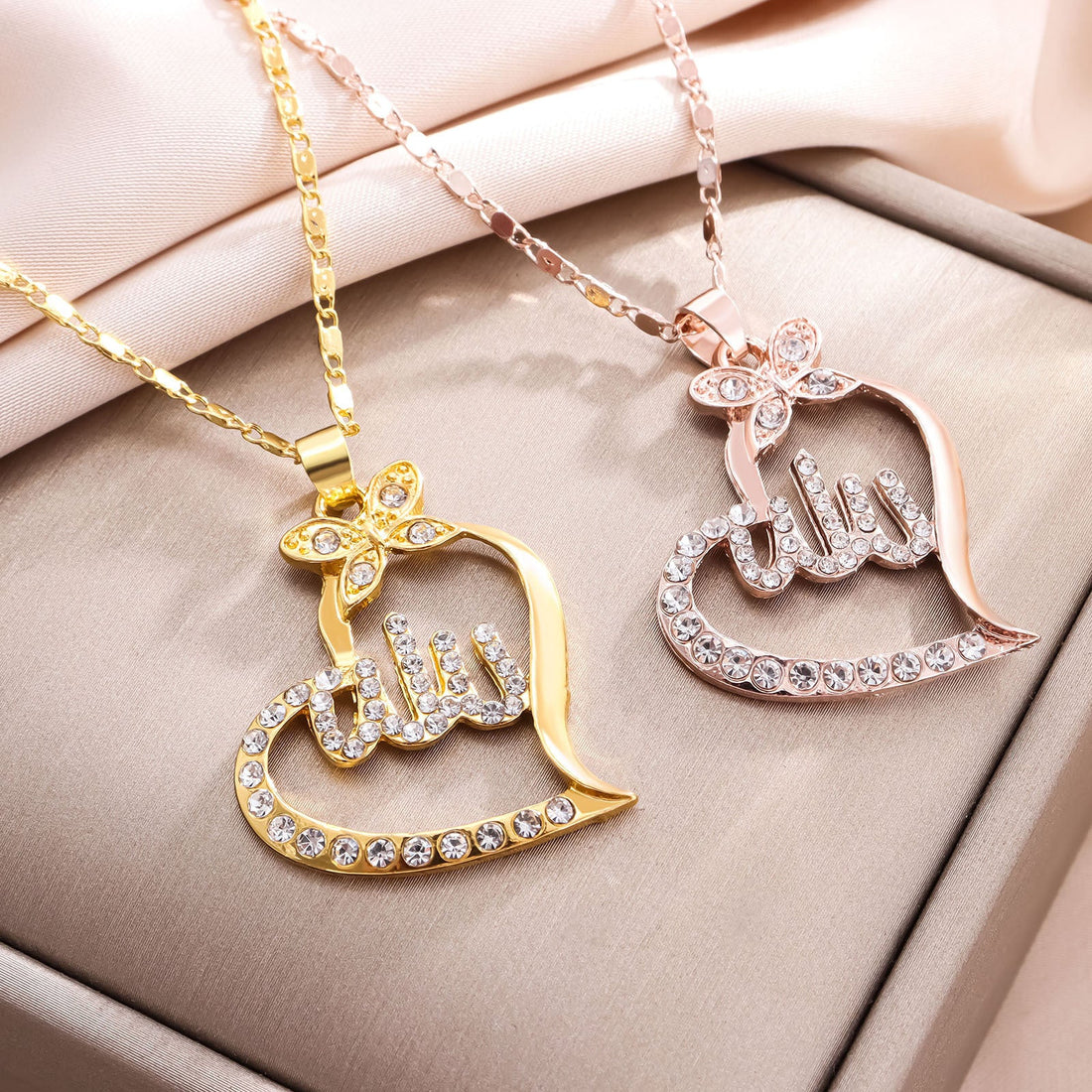 Creative Heart Full Diamond Fashion Hollowed-out Necklace - Norellé