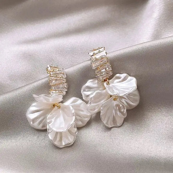 High-grade Pearl Vintage Tassel Earrings