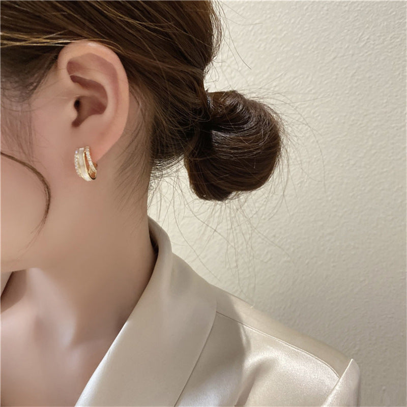 Double Circle Shell Delicate Earrings - Gold - electronic accessories