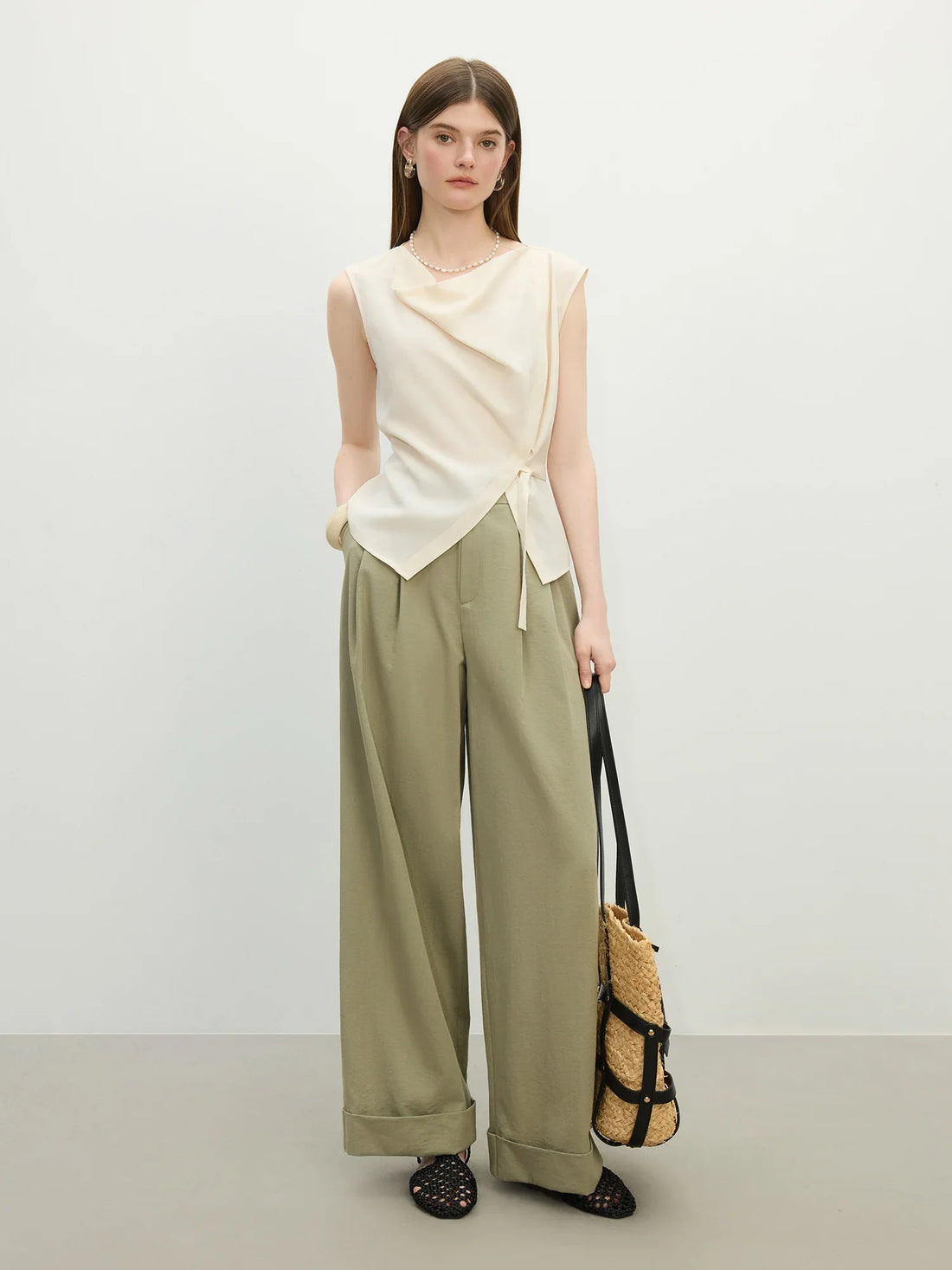 Double Pleat Slimming Straight-Leg for Women