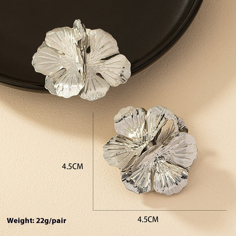 Geometric Cold Wind Electroplated Metal Plant Flower Earrings - Norellé
