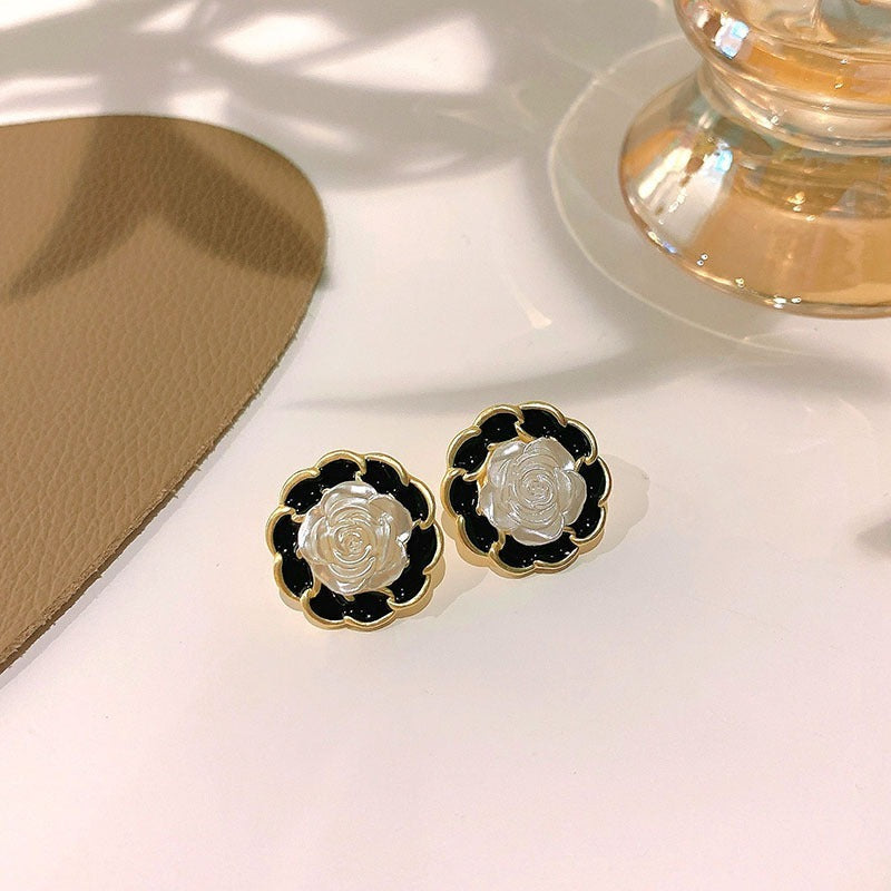 High-grade Pearl Vintage Tassel Earrings - Norellé