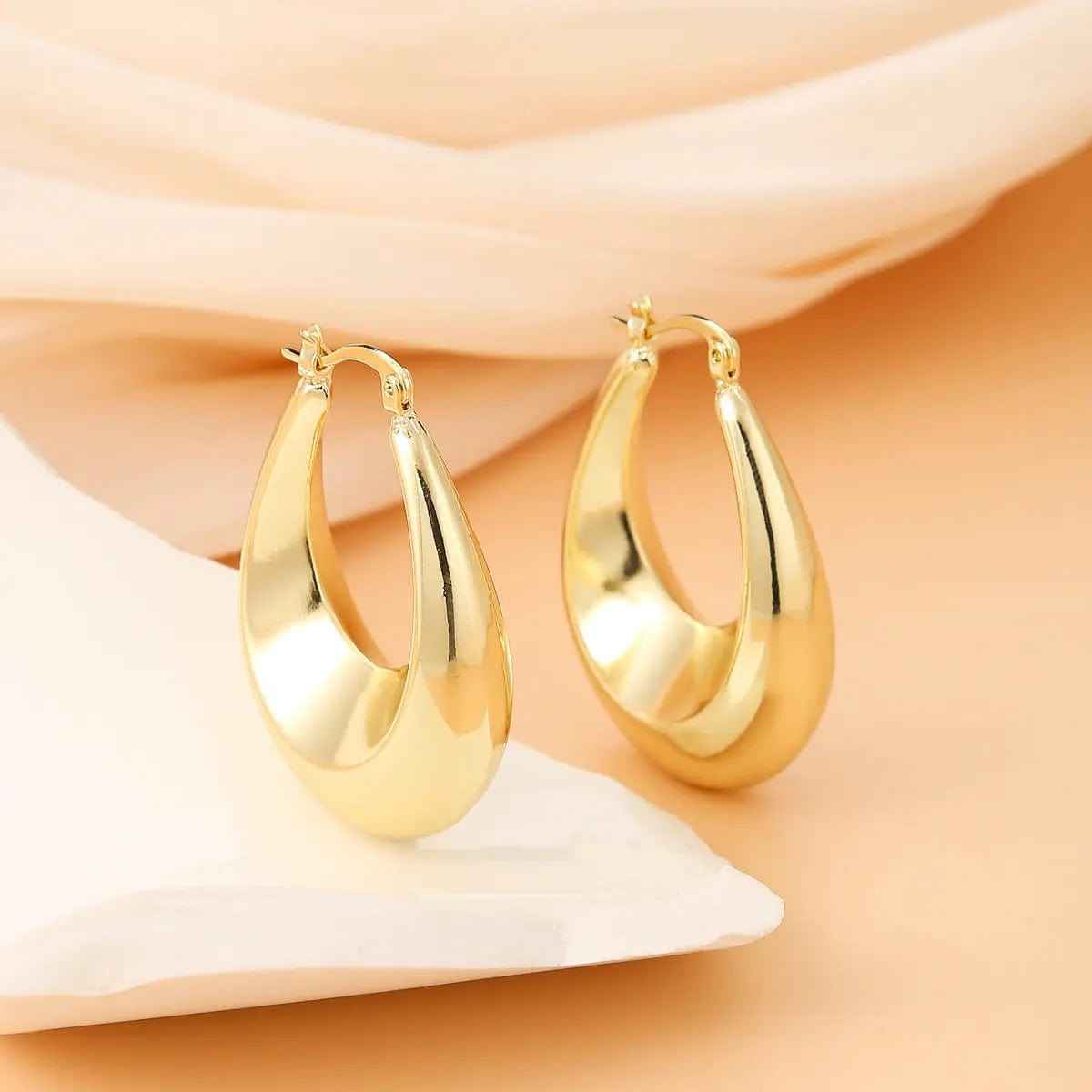 Earring Exaggerated Oval Style - Norellé