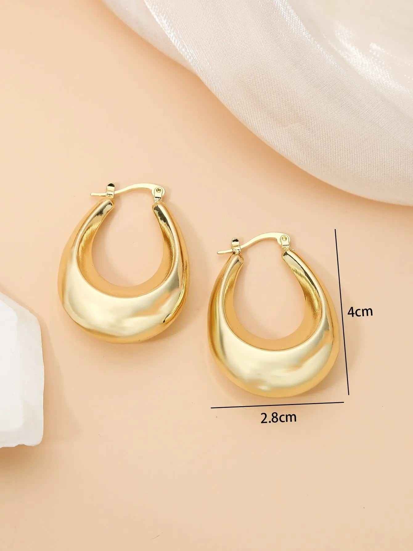 Earring Exaggerated Oval Style - Norellé