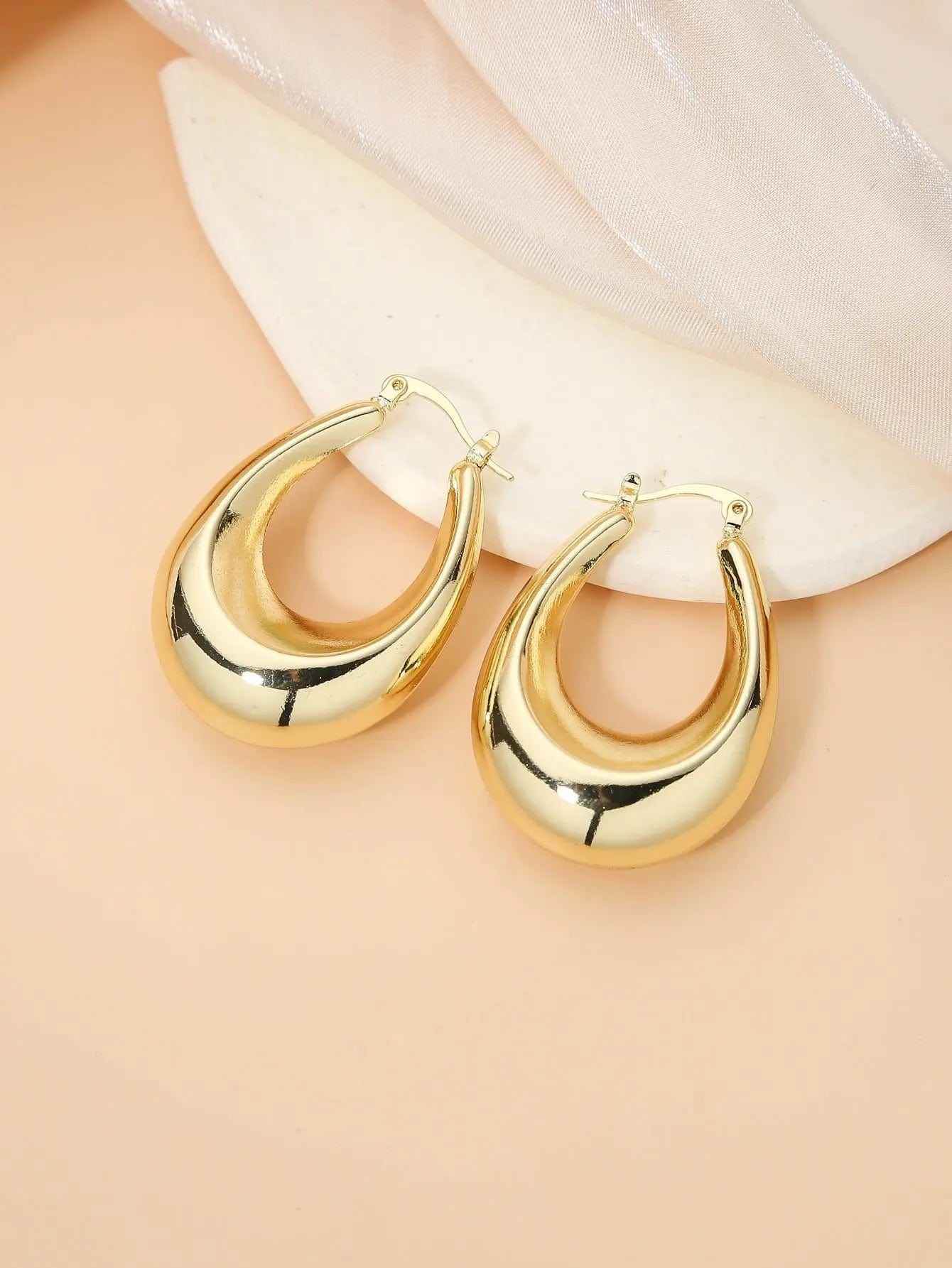 Earring Exaggerated Oval Style - Norellé