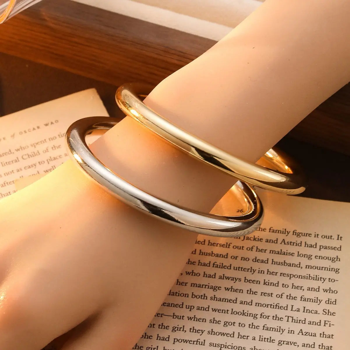 Electroplated CCB Simple Bracelet Cylindrical Three-dimensional For Women - electronic accessories