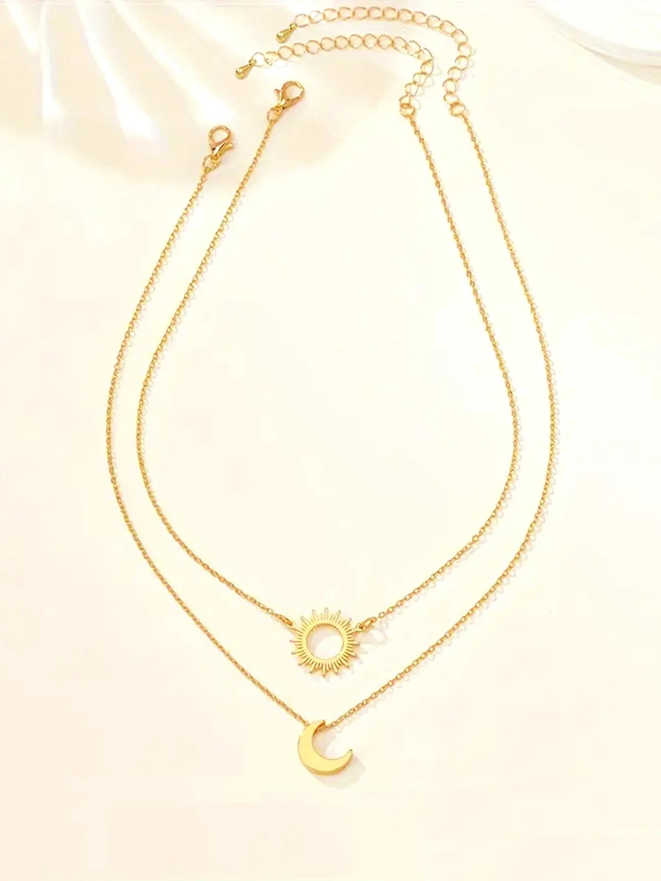 Elegant Vintage Necklace Hollow Sun Moon Pendant Chain Neck - Gold - electronic accessories