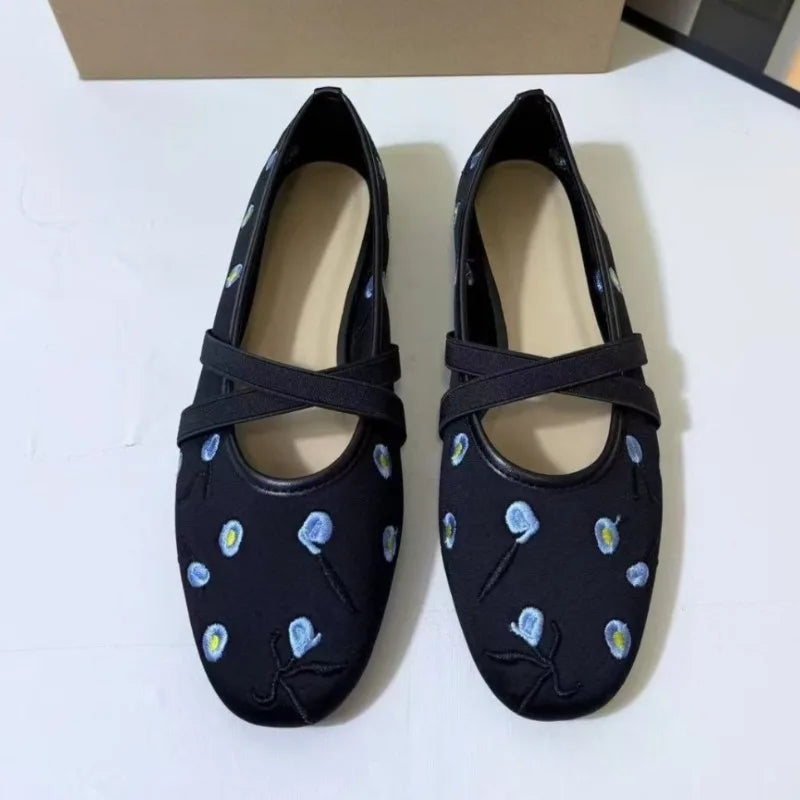 Embroidered Floral Women Shoes - Blue / 41