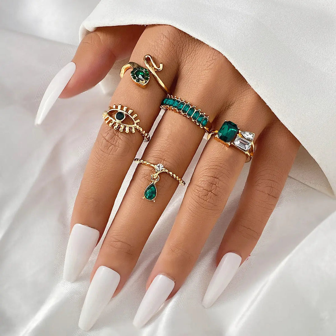 Emerald Diamond-studded Ring Suit Women - MY2840 - electronic accessories