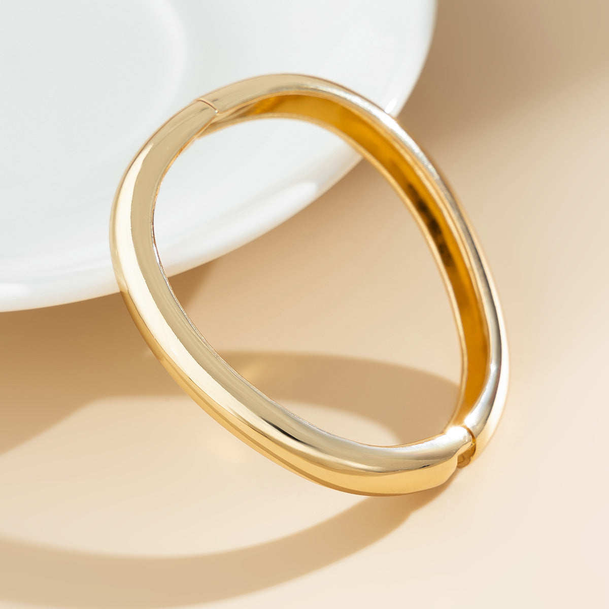 Exaggerated Glossy Square Notched Irregular Bracelet - 03 Gold 2391 / Specifications - electronic accessories