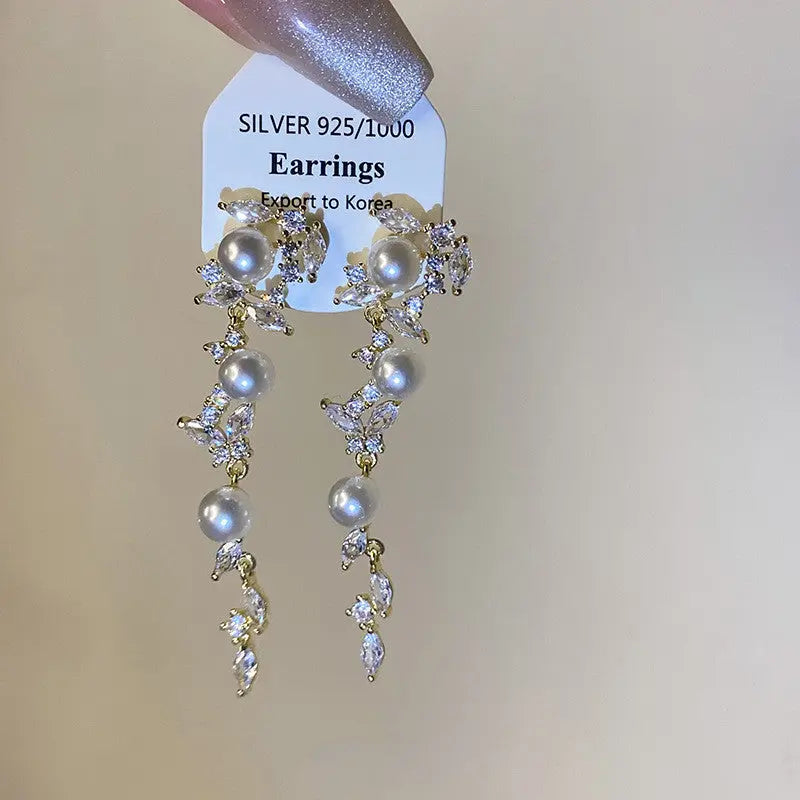Tassel Pearl Women's Long Earrings - Norellé