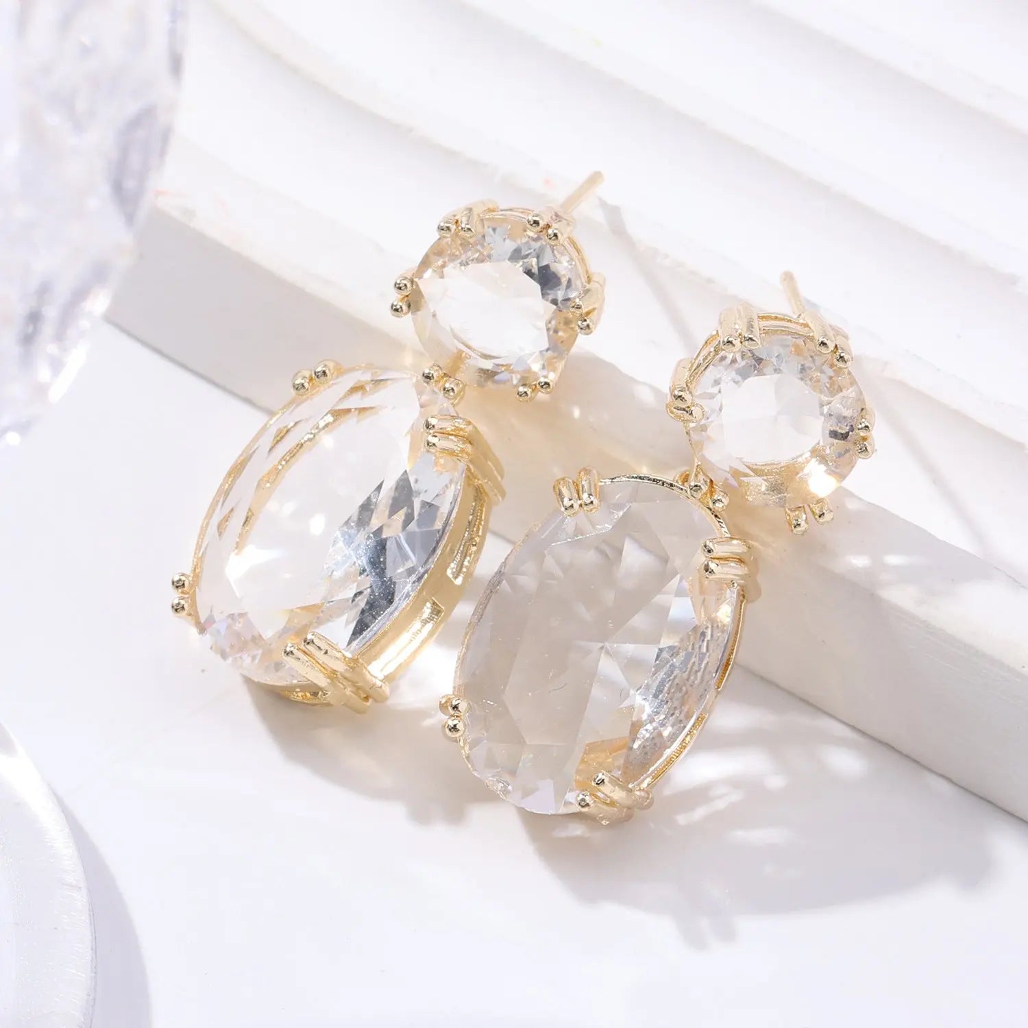 Creative Personality Drop-shaped Alloy Oval Earrings - Norellé