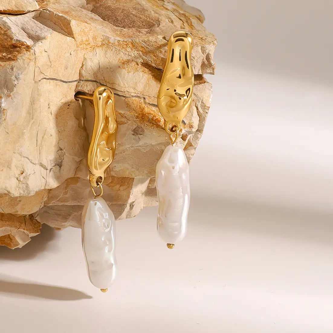 Stainless Steel Pearl Earrings High-grade