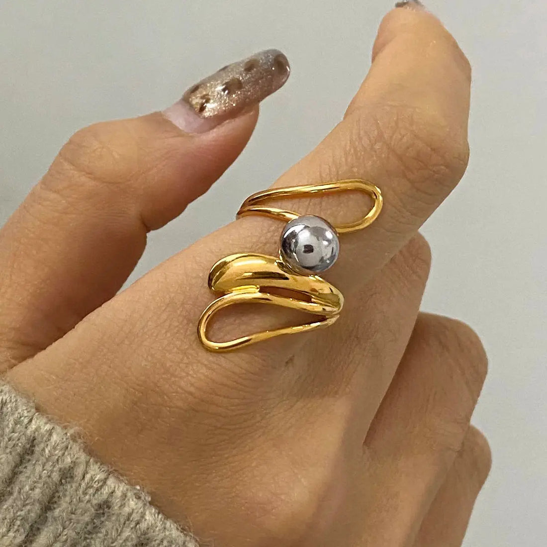 Color Matching Irregular Hollow-out Light Luxury French Steel Ball Open Ring - Norellé