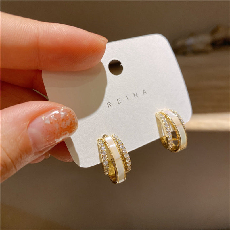 Double Circle Shell Delicate Earrings - Norellé