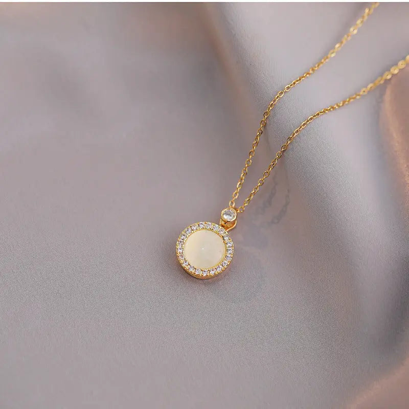 Rotating Opal Necklace For Women - Norellé