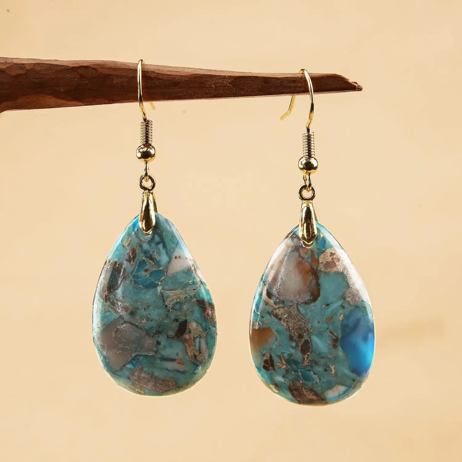 Women’s Natural Stone Simple Earrings