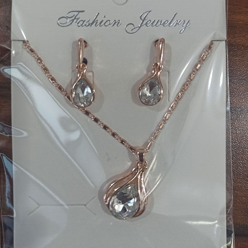 Green Red Drop Shape Necklace And Earrings Suite - Norellé