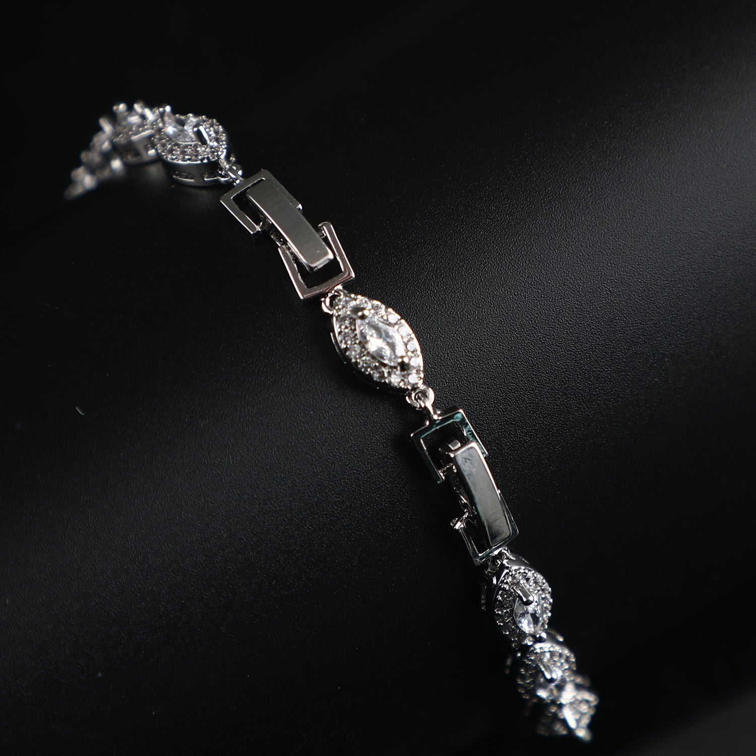 Fashion Jewelry Evil Eye Bracelet - Norellé