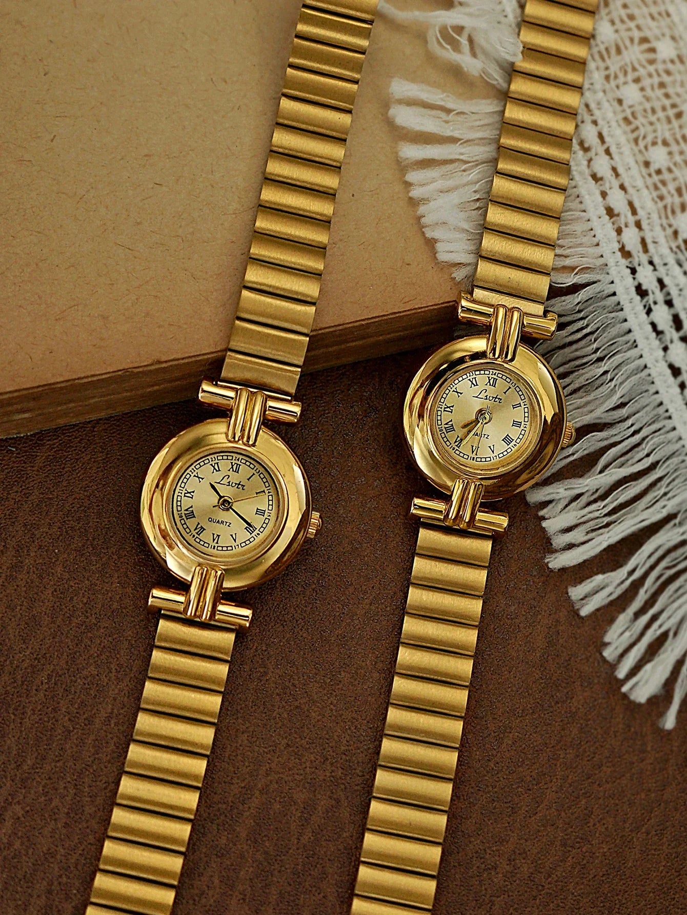 French Retro Gold Small Dial Women’s Watch