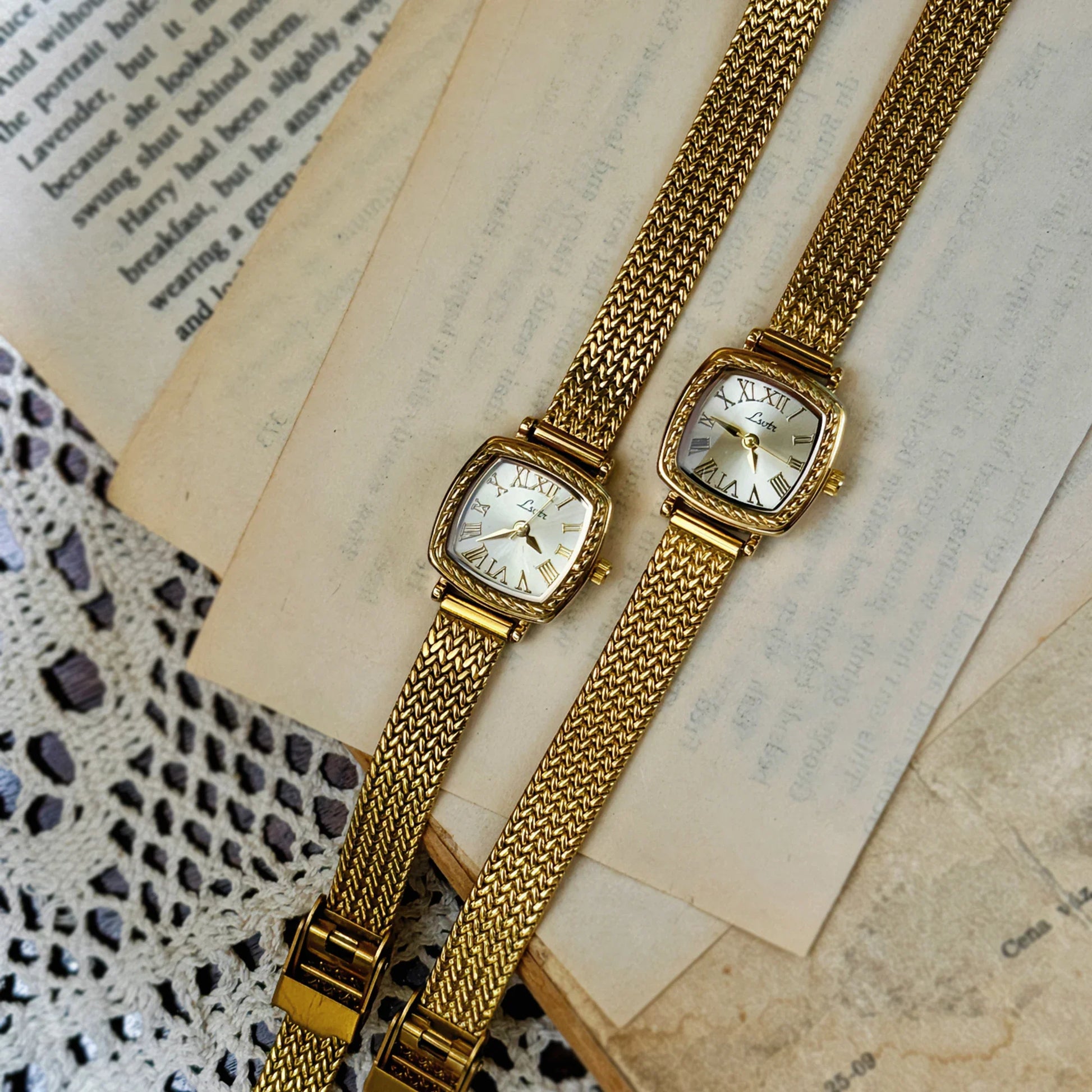 French Vintage Style Gold Dial Quartz Copper Watchband Women’s Wristwatch