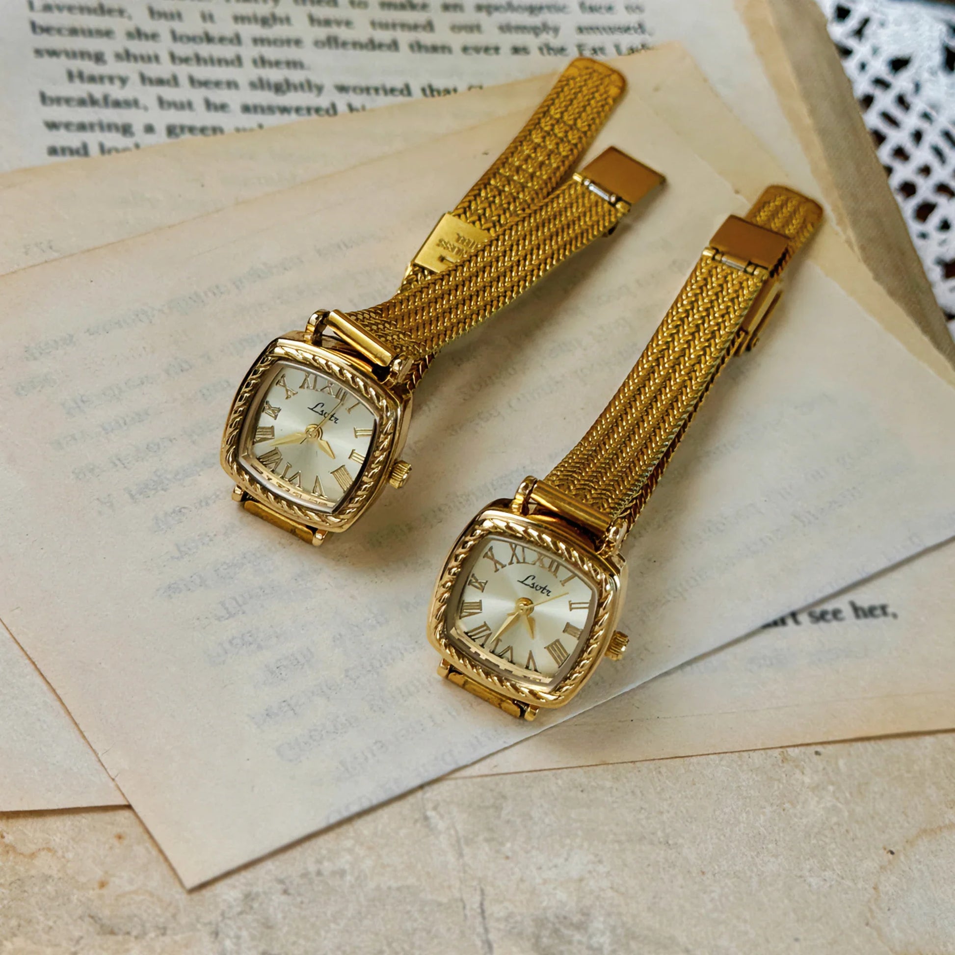 French Vintage Style Gold Dial Quartz Copper Watchband Women’s Wristwatch