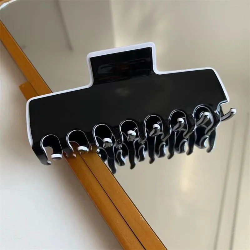 Geometric Claw Clip for Women - S1-Black