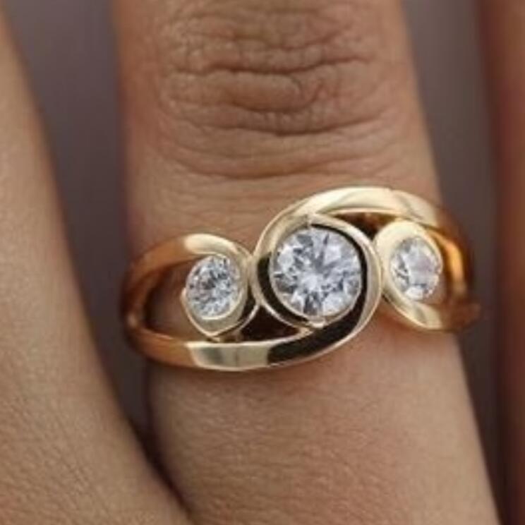 Gold Inlaid Zircon Fashion Geometry Pattern Vintage Ring - electronic accessories