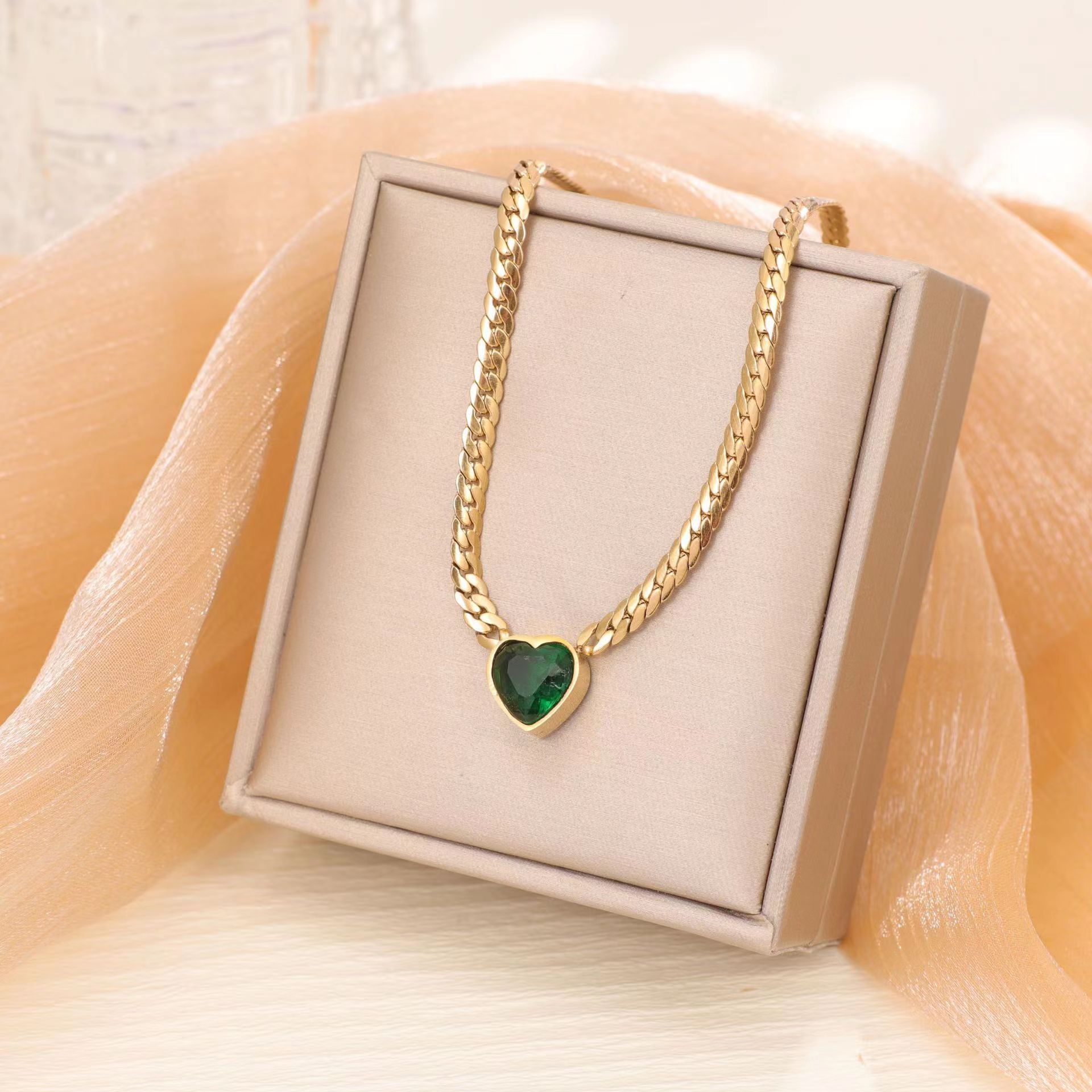 Green Heart Zircon Personality Cuban Link Chain Simple Fashion Necklace - Gold - electronic accessories