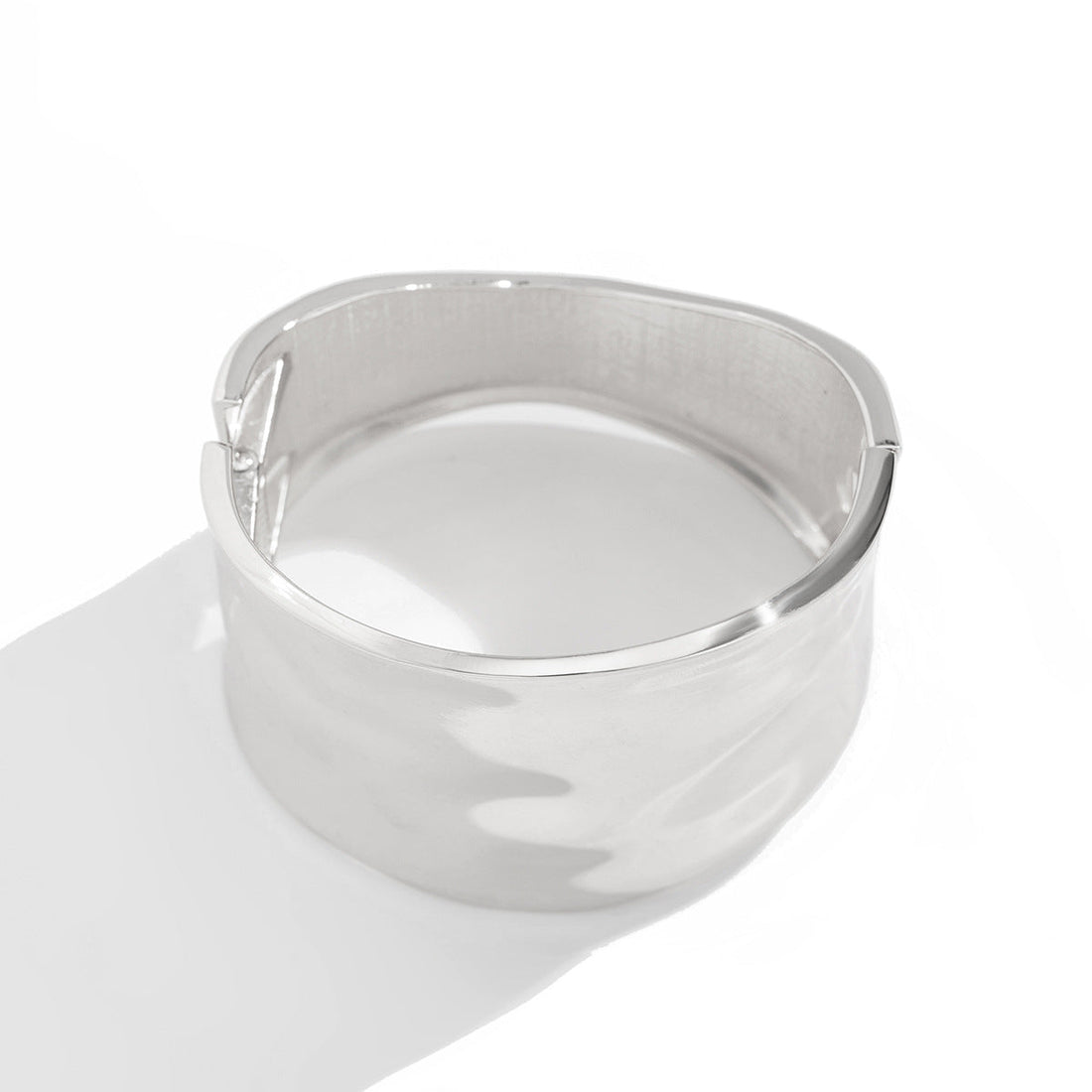 Irregular Metal Wide Curved Glossy Spring Bracelet - electronic accessories