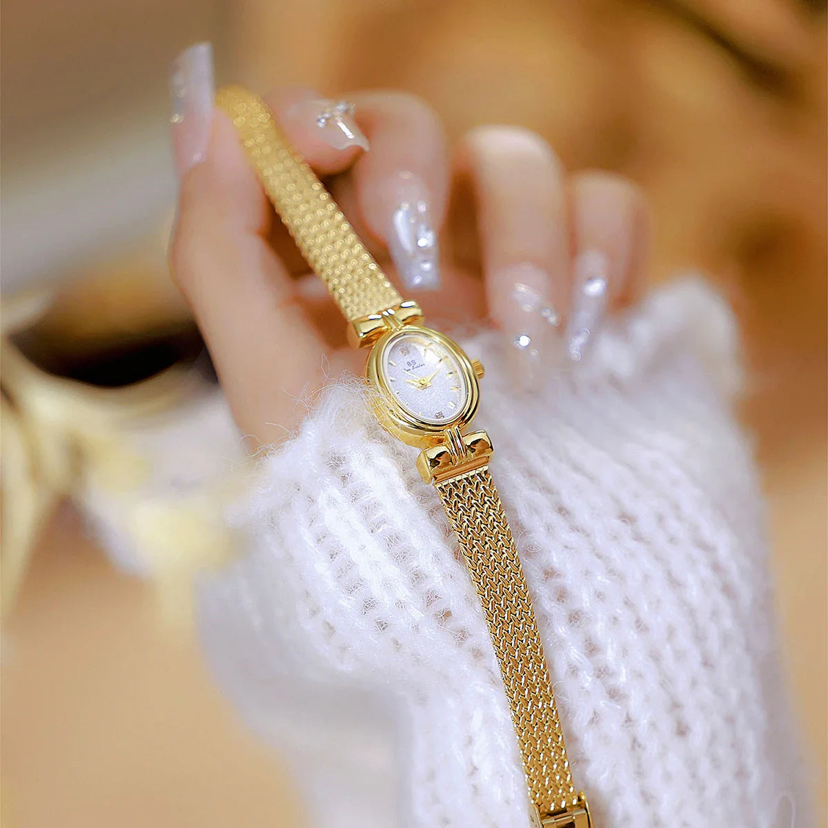 Ladies Watch Vintage Luxury High Quality Gold Oval Small Wrist