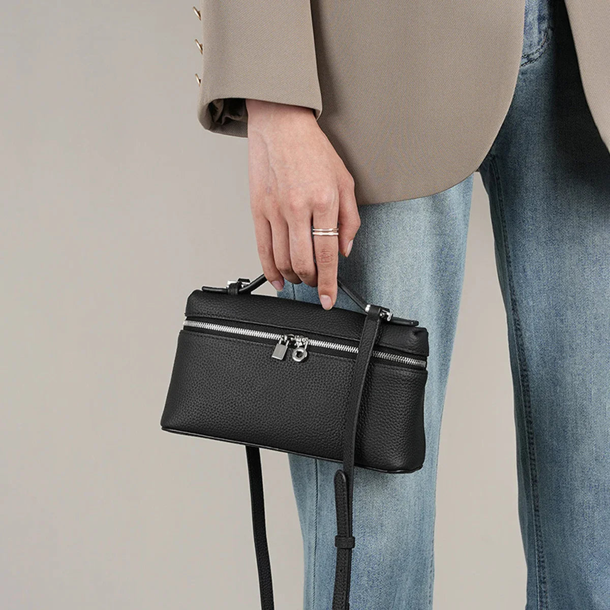 Lychee Pattern Lunch Box Messenger Bag - heise