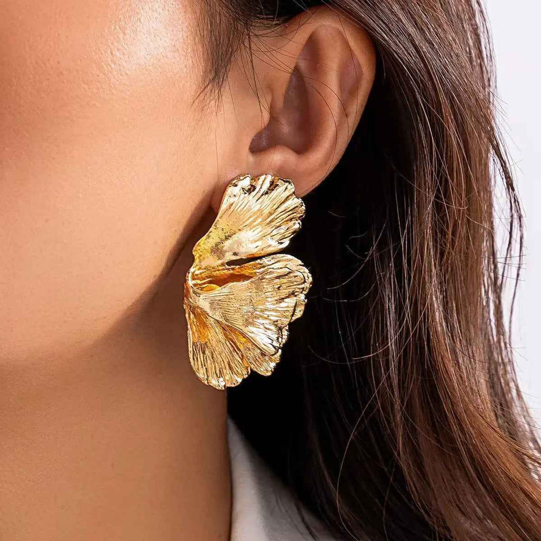 Metal Flower Earrings For Women - Norellé