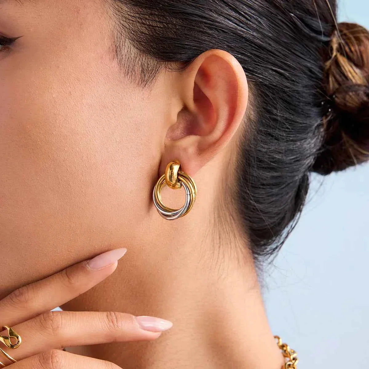 Minimalist Bicolor Oval Hollow out Connection Earrings