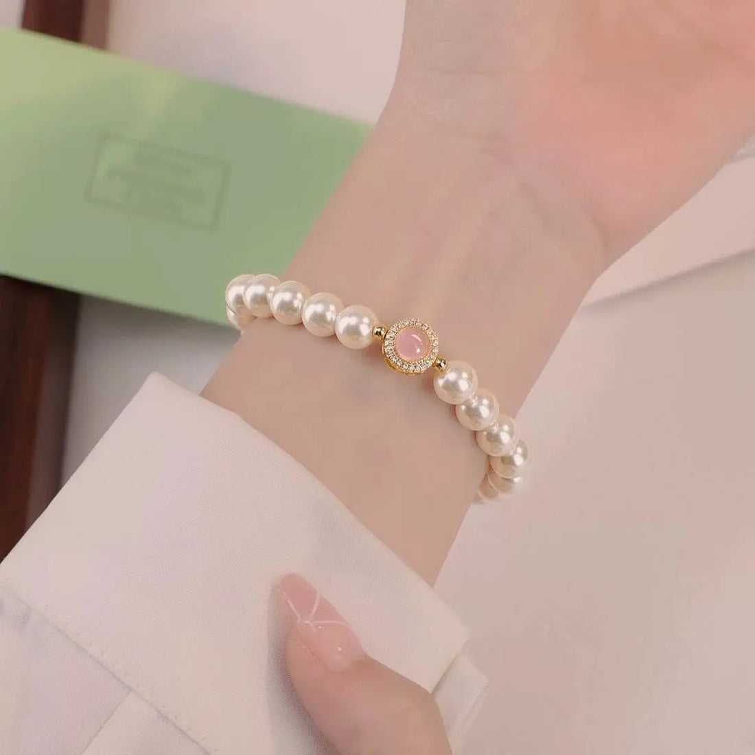 Minority Exquisite French High Sense Beaded Bracelet - Rose Chalcedony Pearl - electronic accessories