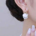 Niche Design Light Luxury Ear Clips Earrings - As Main Image - electronic accessories