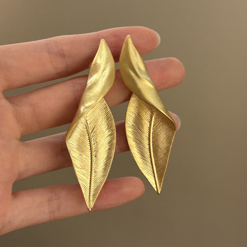 Niche Metal Folding Leaf Earrings - electronic accessories