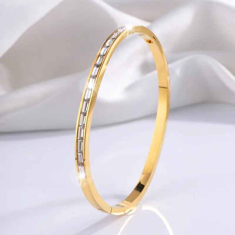 Non-fading Diamond-embedded Stainless Steel Bracelet For Women - electronic accessories