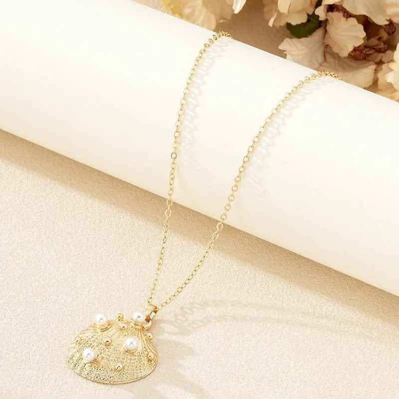 Pearl Shell Starfish Conch Pendant Necklace - Norellé