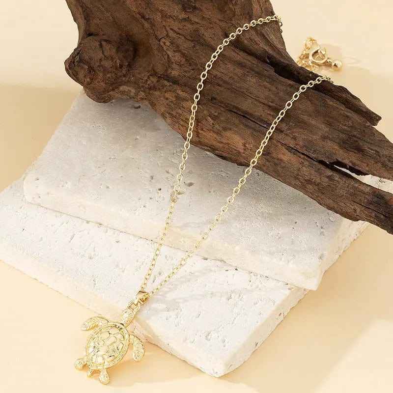 Pearl Shell Starfish Conch Pendant Necklace - Norellé