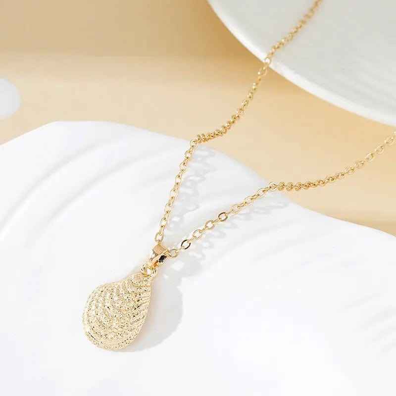 Pearl Shell Starfish Conch Pendant Necklace - Norellé